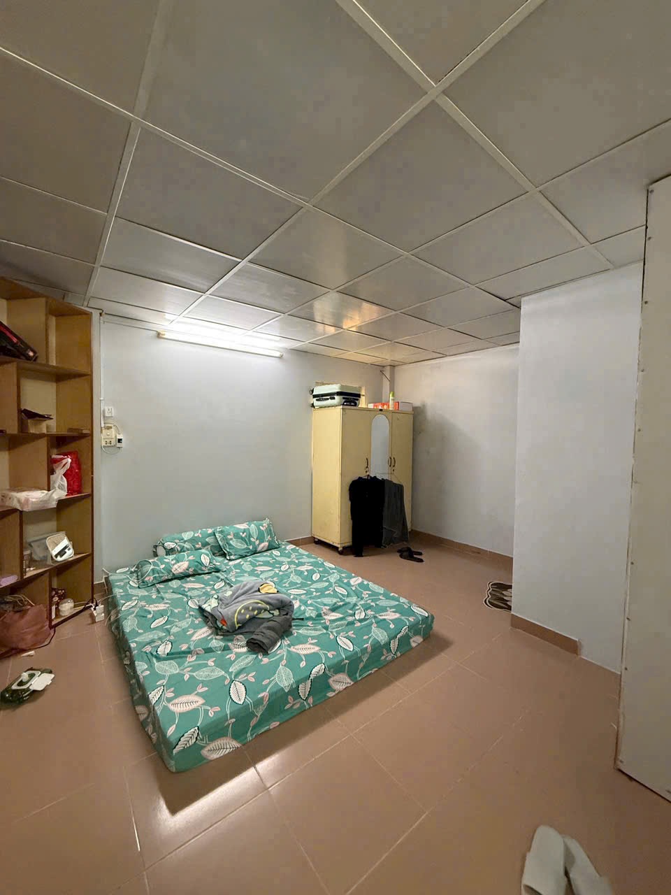 Bán nhà sát mặt tiền Hoàng Hoa Thám ngay chợ Cây Quéo, giá bán 4,5 tỷ có bớt