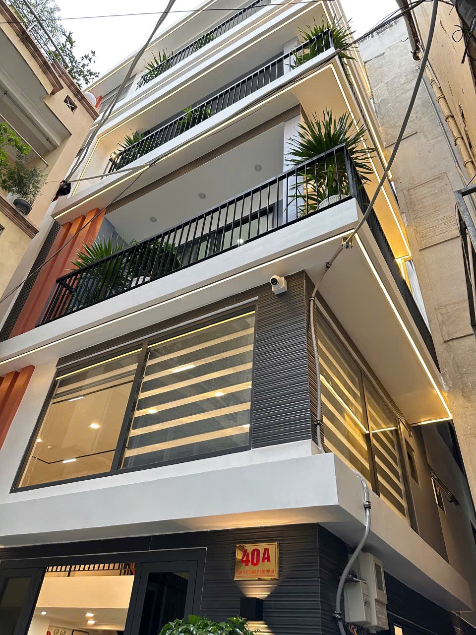 Bất động sản hot nhất trung tâm quận 1 - góc 2 mặt tiền vip