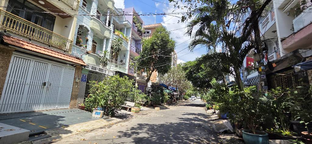 Chủ nhà Anh Long cần chuyển nhượng gấp để về quận Bình Thạnh, cơ hội vàng