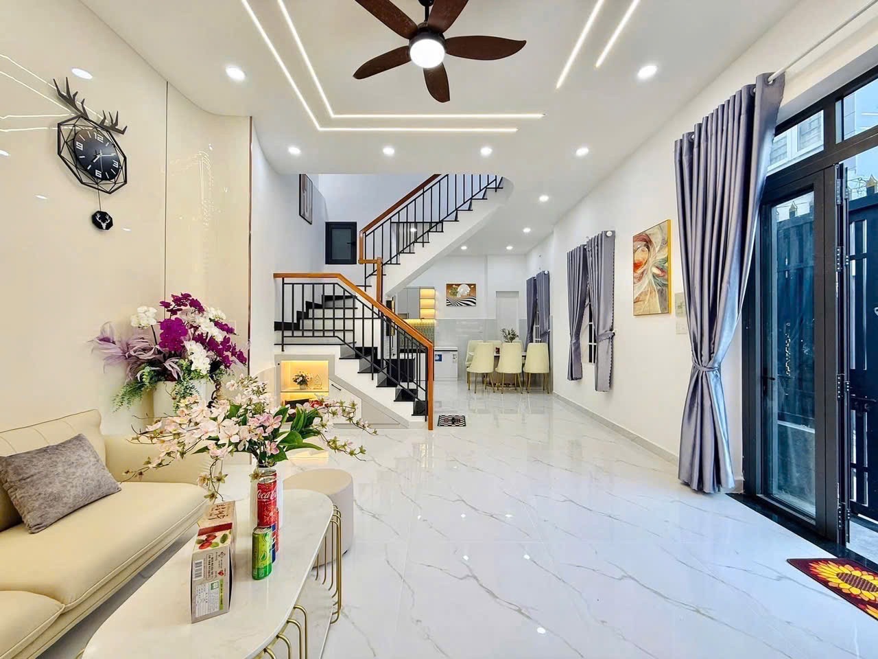 Cần tiền bán gấp nhà riêng giá siêu hời tại Vĩnh Khánh, Phường 8, Quận 4, 3,99 tỷ, 45m2