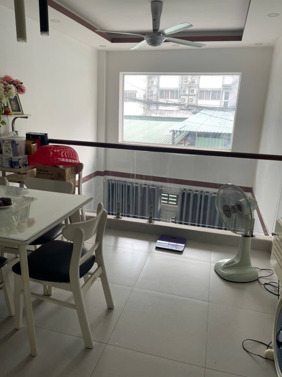 Bán nhà hẻm thông Ngay Hàng Xanh - 5 tầng 50m² nở hậu, giá 10,5 tỷ