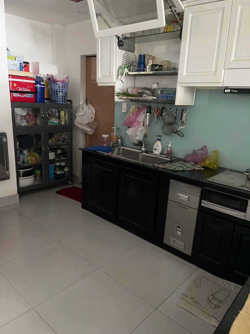 Bán nhà hẻm thông Ngay Hàng Xanh - 5 tầng 50m² nở hậu, giá 10,5 tỷ