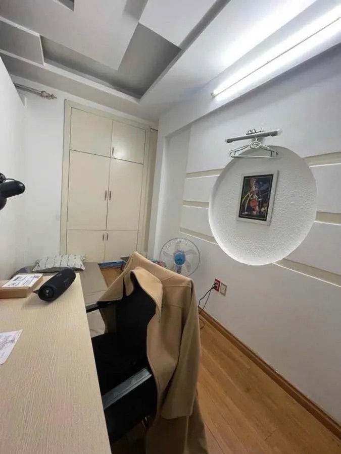 Bán nhà 74m2, Trung Kính - Cầu Giấy, dân xây 6 tầng, gara ô tô 7 chỗ, ngõ thông, ở ngay, 23,4 tỷ