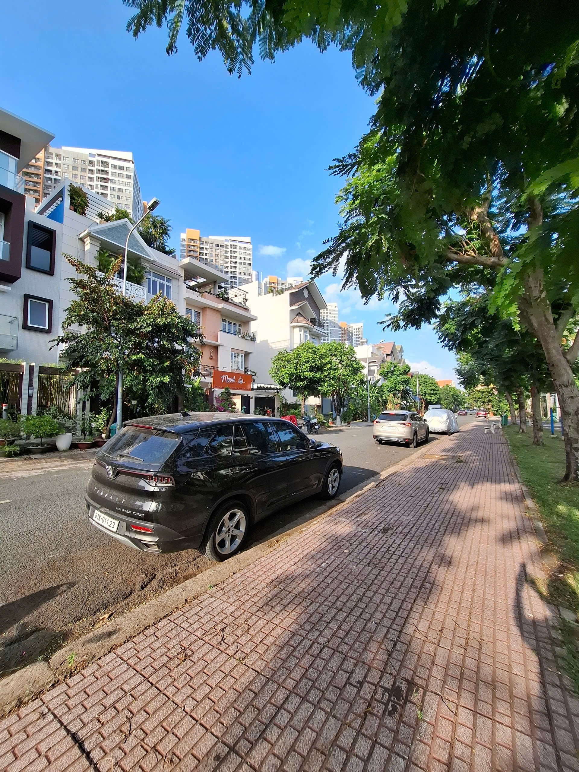 Bán đất mặt tiền đường 53 Quận 2 view Công Viên giá 36 tỷ