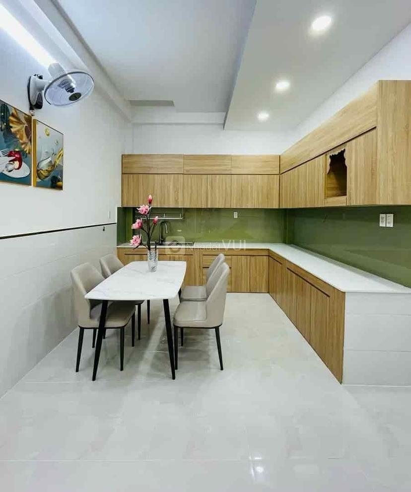 Lên sóng siêu phẩm giá cực tốt ngay Nguyễn Đình Chính, phường 15, Phú Nhuận