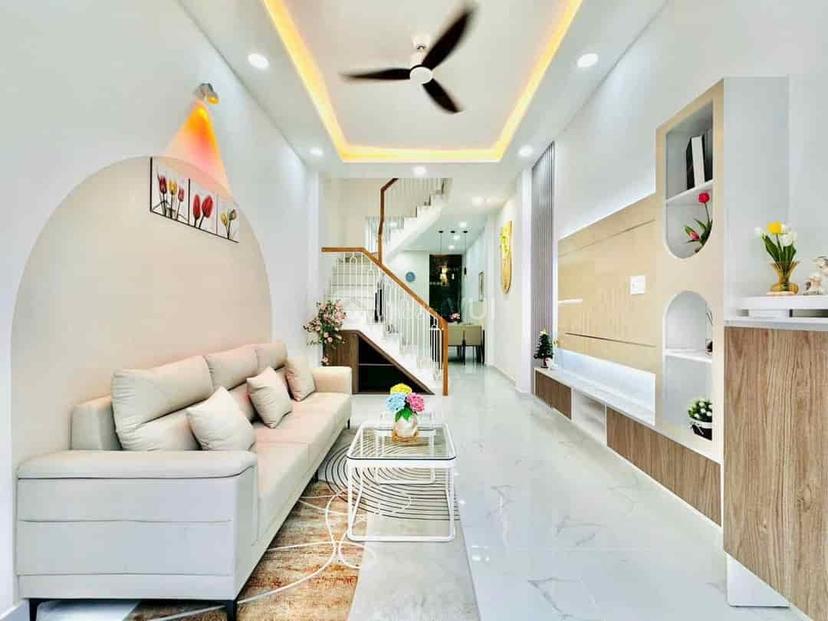 Thu hồi vốn bán gấp nhà Nguyễn Văn Lượng, phường 17, Gò Vấp đang cho thuê 12 triệu/ tháng