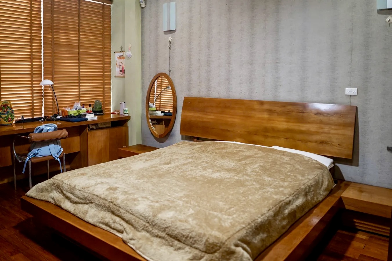 Nhà phân lô vỉa hè 70m Trung Kính - Cầu Giấy, mặt tiền 5m, 5 tầng tự xây kiên cố, ô tô tránh, sổ A4