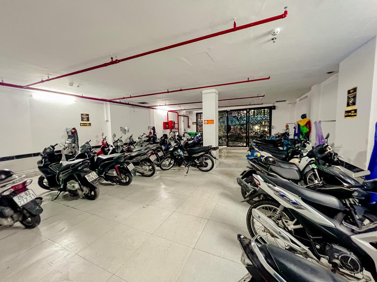 Bán tòa nhà chung cư mini ngõ 29 đường Khương Hạ - 180m2 - 7 tầng - thang máy