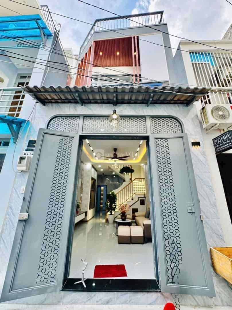 Chú Hai bán nhà 55m2 đường Trần Thị Hè, quận 12, xây 3 tầng, gần chợ Hiệp Thành