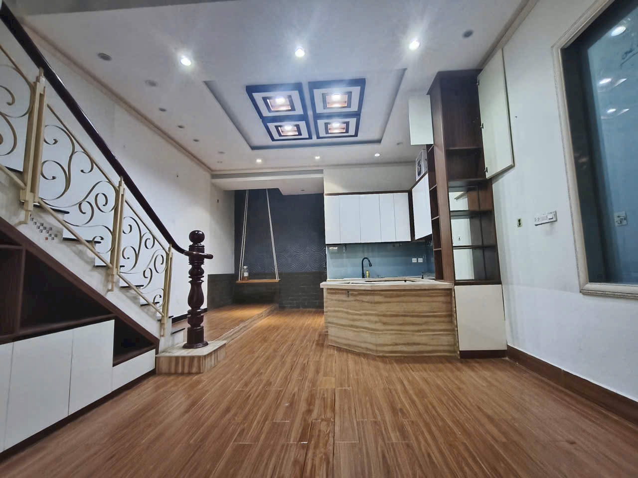 Bán nhà phố ngang 5m đường Phan Huy Ích, phường 15, quận Tân Bình, Hồ Chí Minh