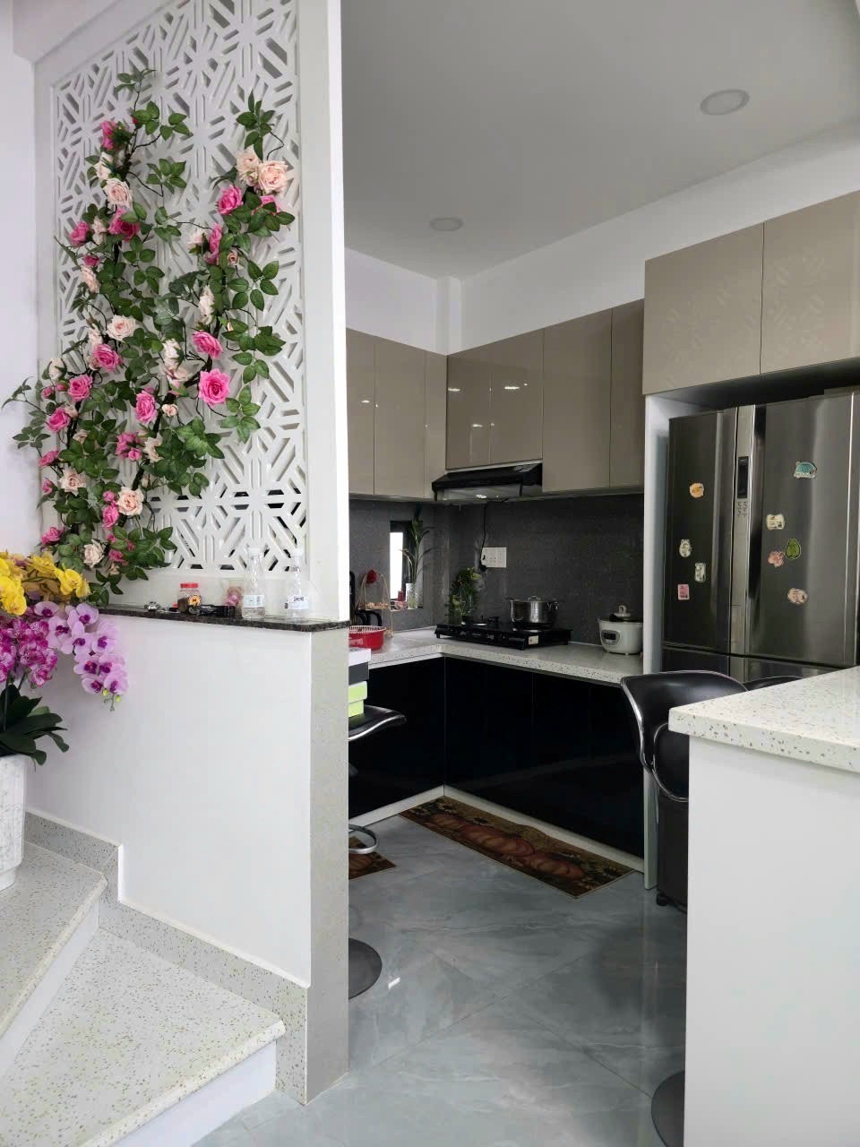 Bán nhà 4,5m x 8m, 4 phòng ngủ ngay Lotte Nguyễn Văn Lượng