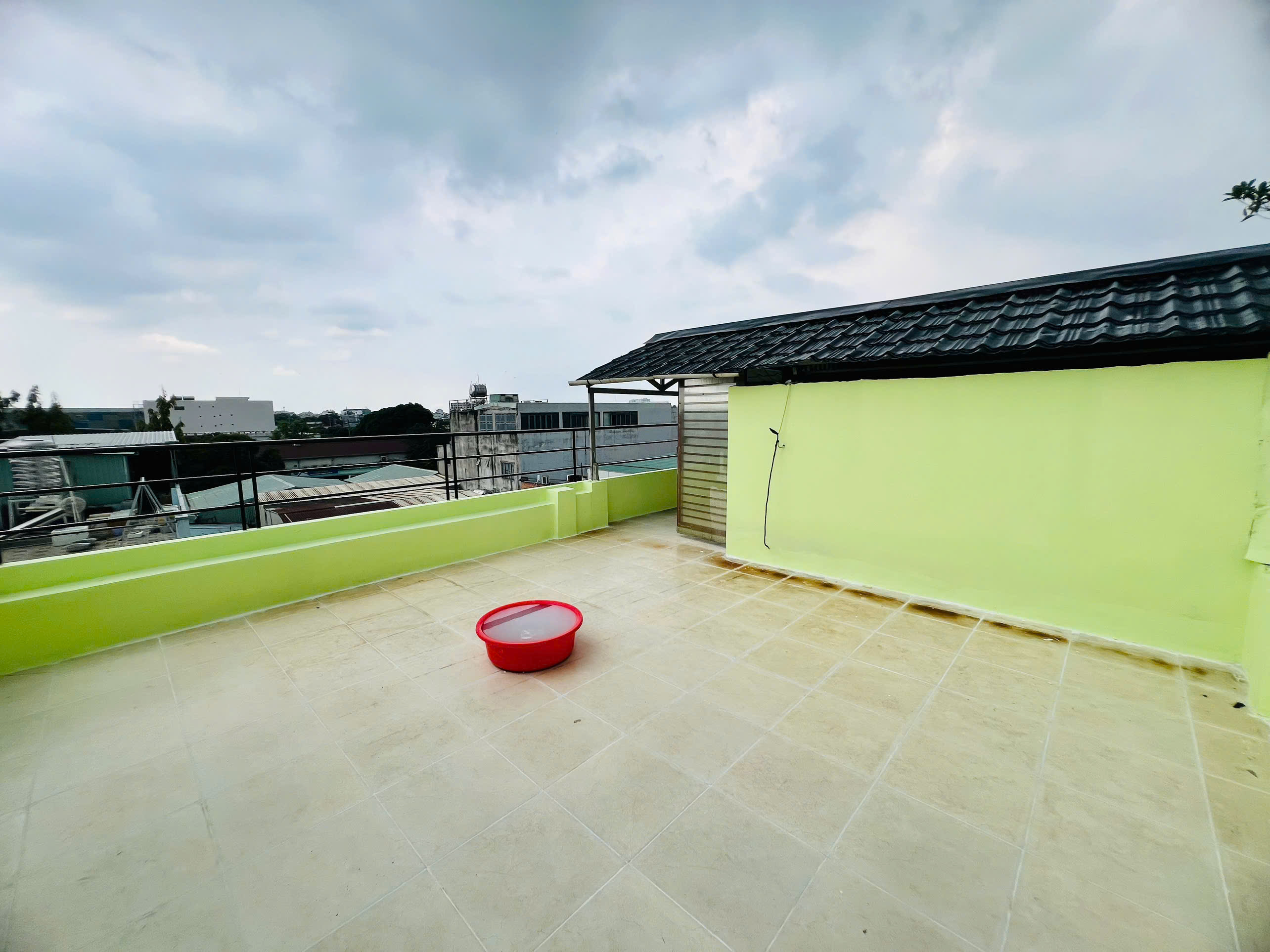 Hẻm Trường Chinh gần Pandora, 61m2, 5m x 12m, 3 tầng, 4 ngủ kiên cố, chỉ 6.75 tỷ, ở ngay