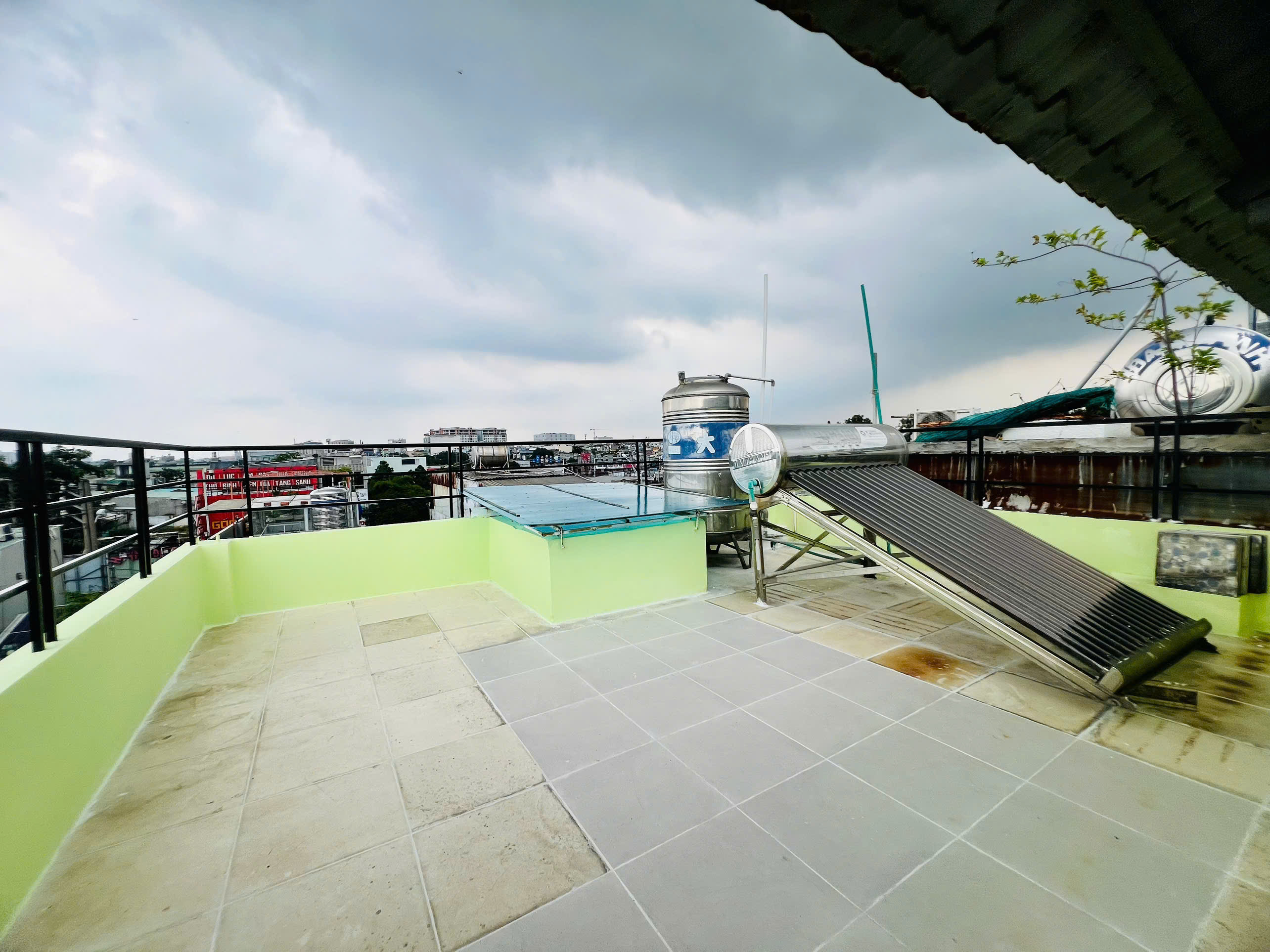 Hẻm Trường Chinh gần Pandora, 61m2, 5m x 12m, 3 tầng, 4 ngủ kiên cố, chỉ 6.75 tỷ, ở ngay