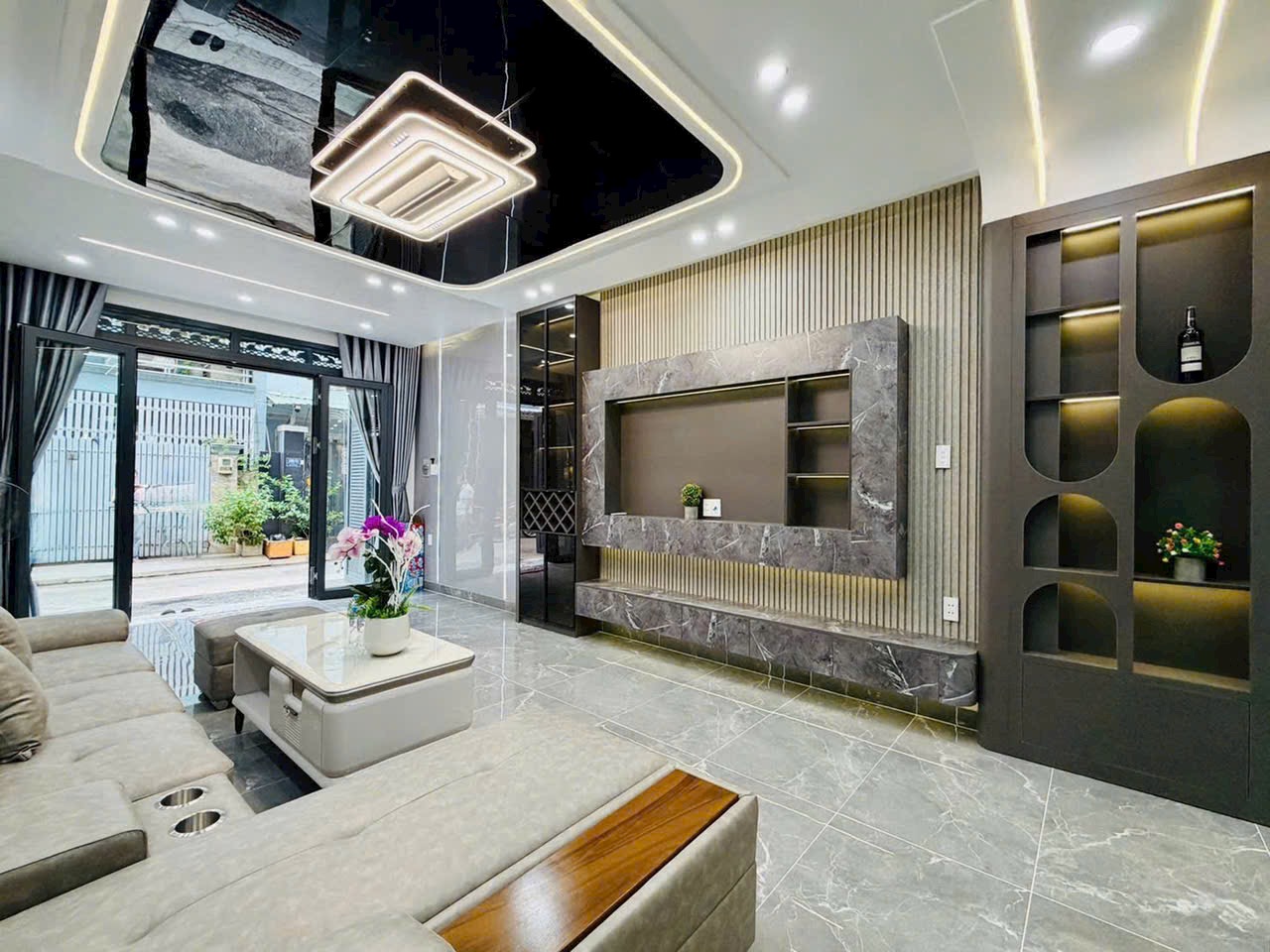 Bán nhà phố thiết kế đẹp đường số 51, phường 14, quận Gò Vấp, Hồ Chí Minh