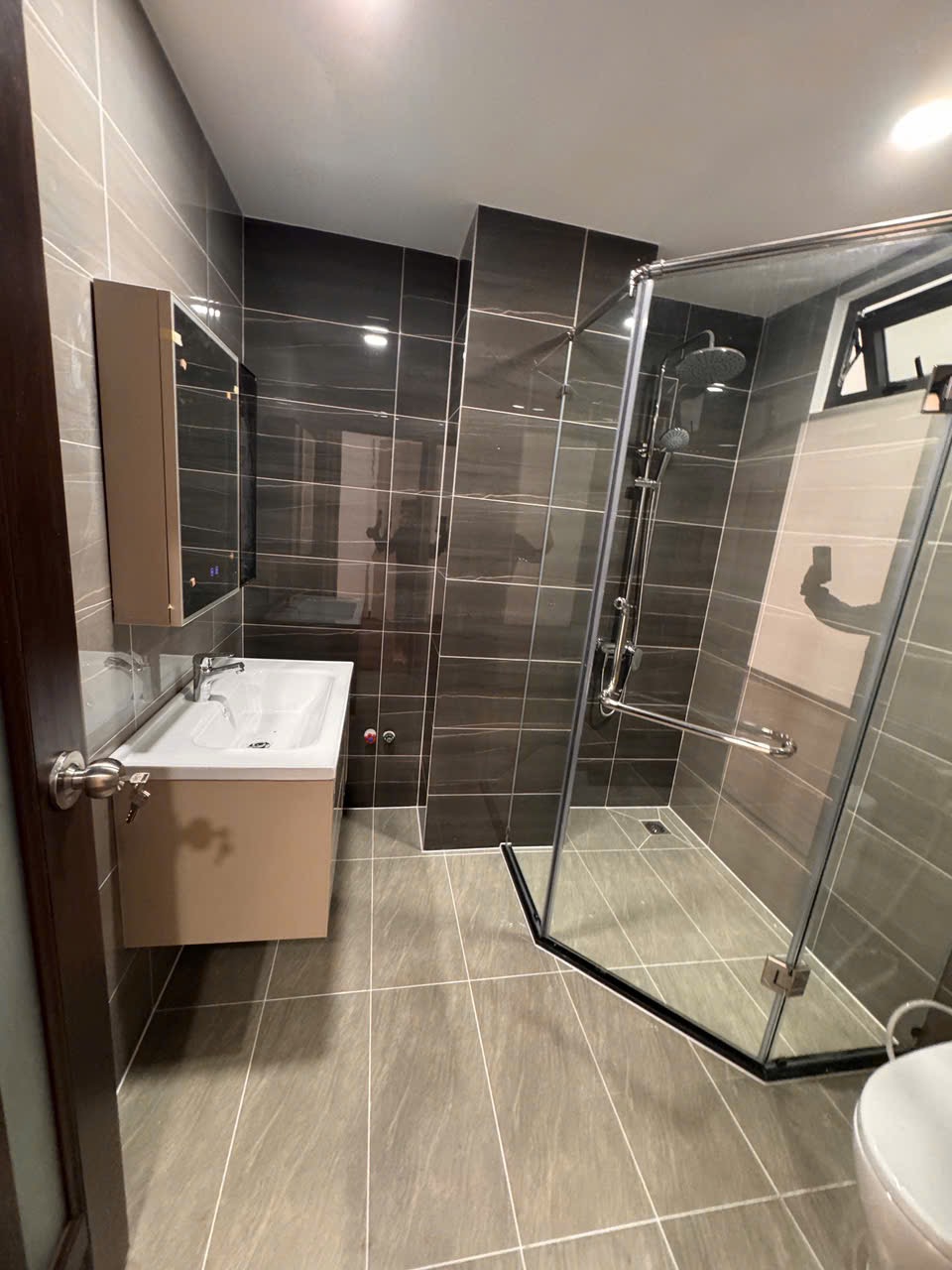 Một căn nhà view sông Thanh Đa đúng nghĩa để ở, 4 tầng - 4,5mx18m - giá tốt 10,5 tỷ thương lượng chính chủ