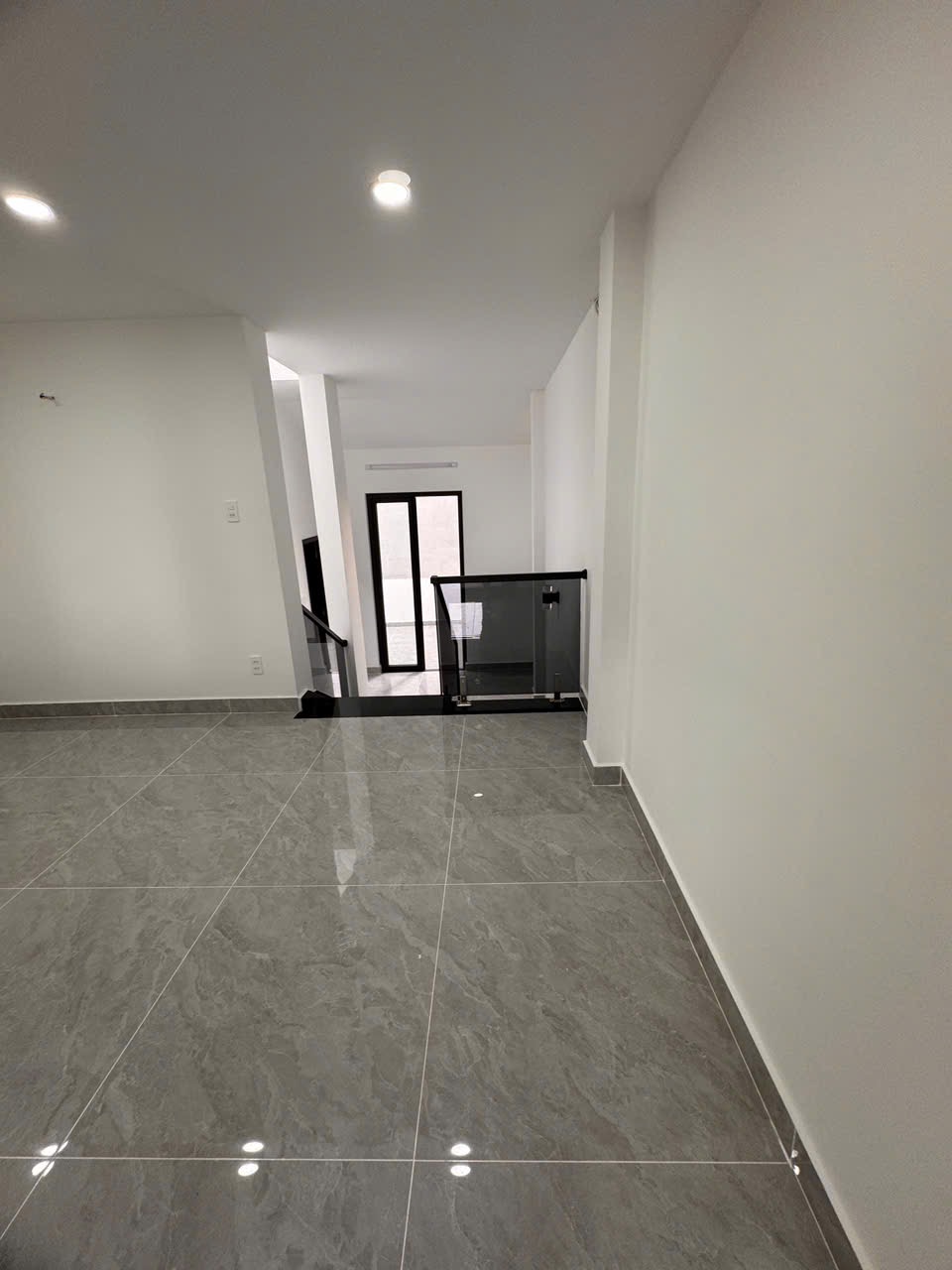 Một căn nhà view sông Thanh Đa đúng nghĩa để ở, 4 tầng - 4,5mx18m - giá tốt 10,5 tỷ thương lượng chính chủ