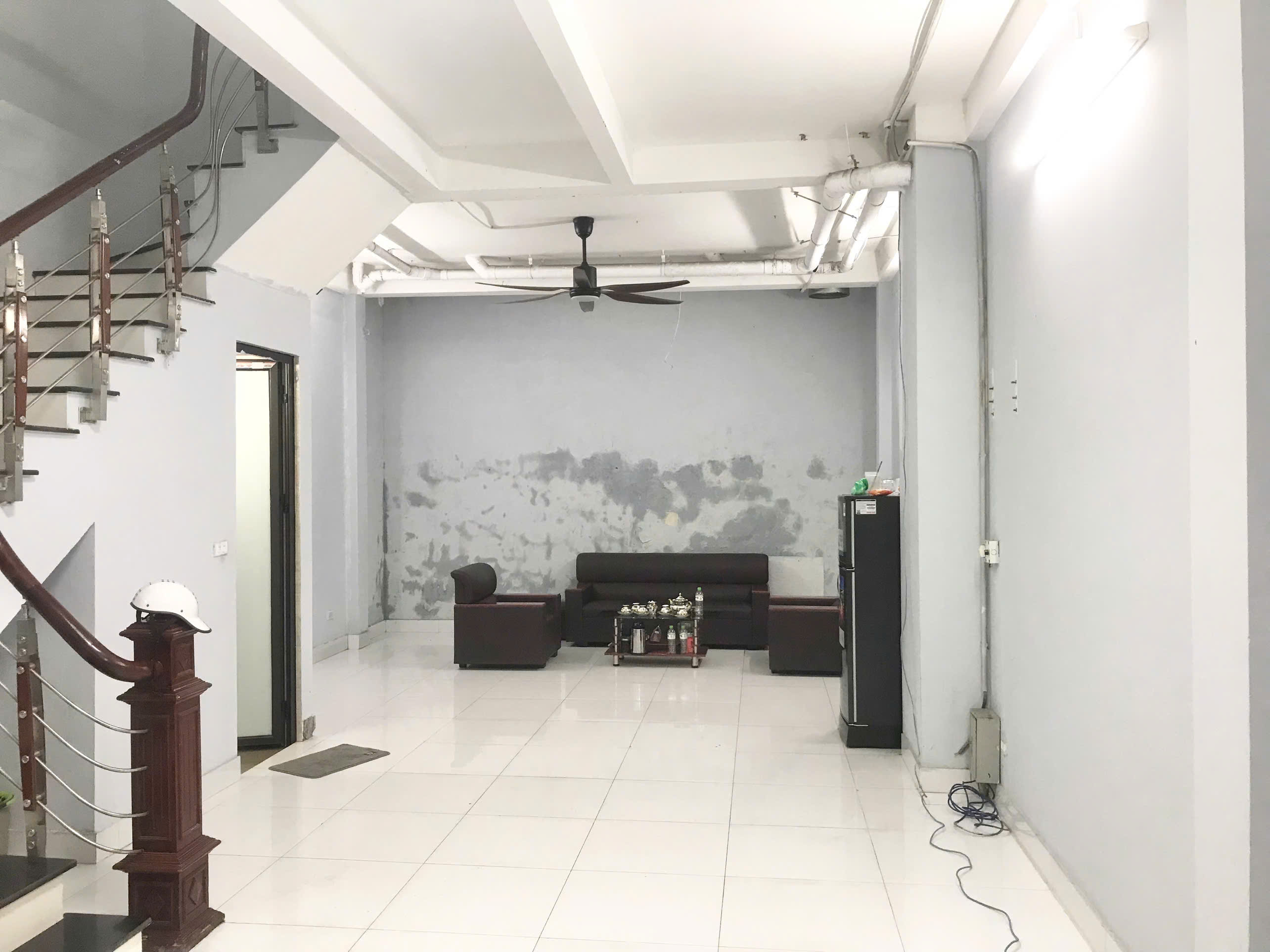 Cho thuê tầng 1 nhà liền kề trong phân khu phân lô Bộ Quốc Phòng - 362 Bùi Xương Trạch