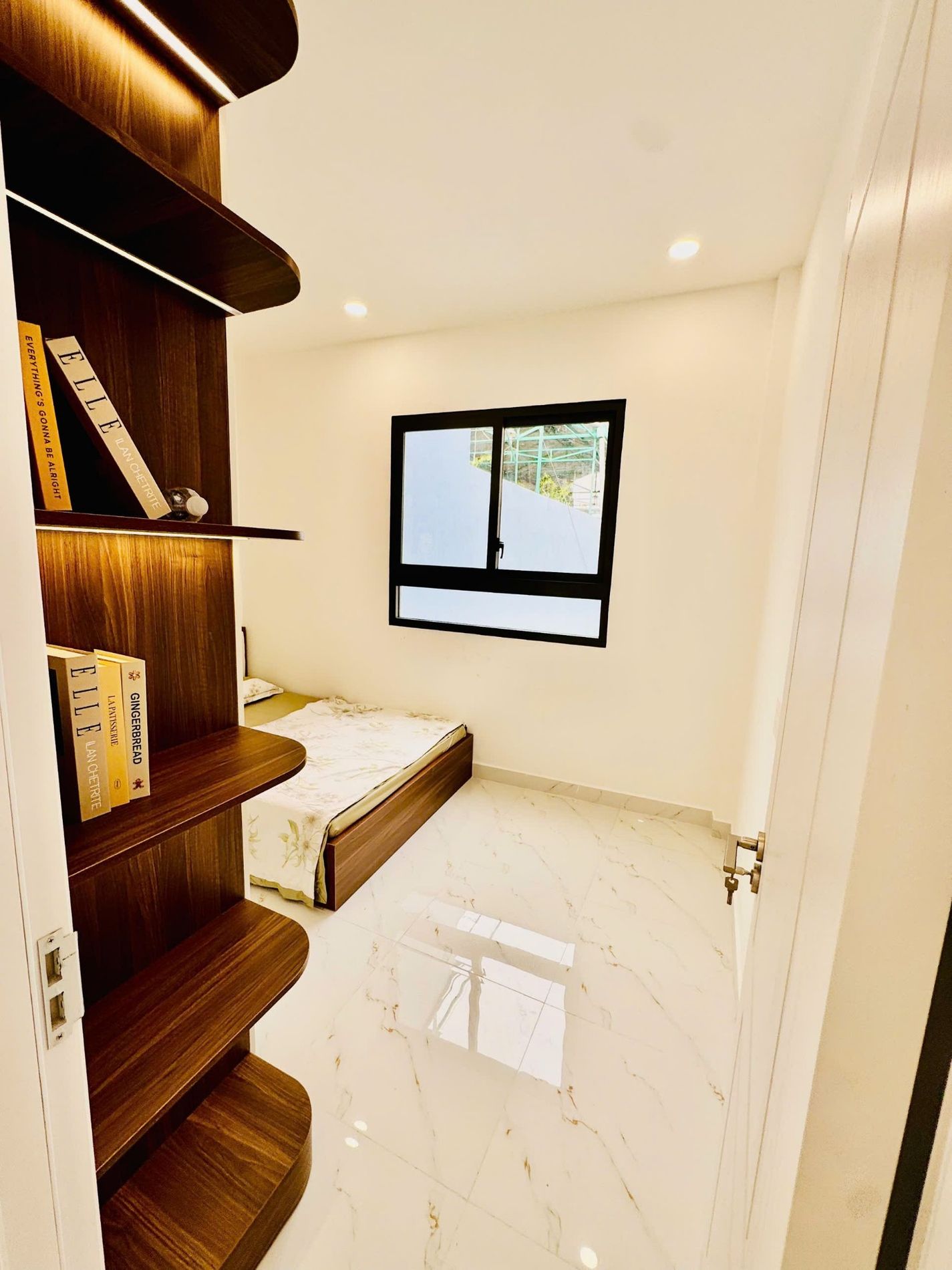 Hẻm 7m Phan Anh, 54m2, 3 tầng mới full nội thất, xe hơi vào nhà, chỉ 8,4 tỷ, khu an ninh