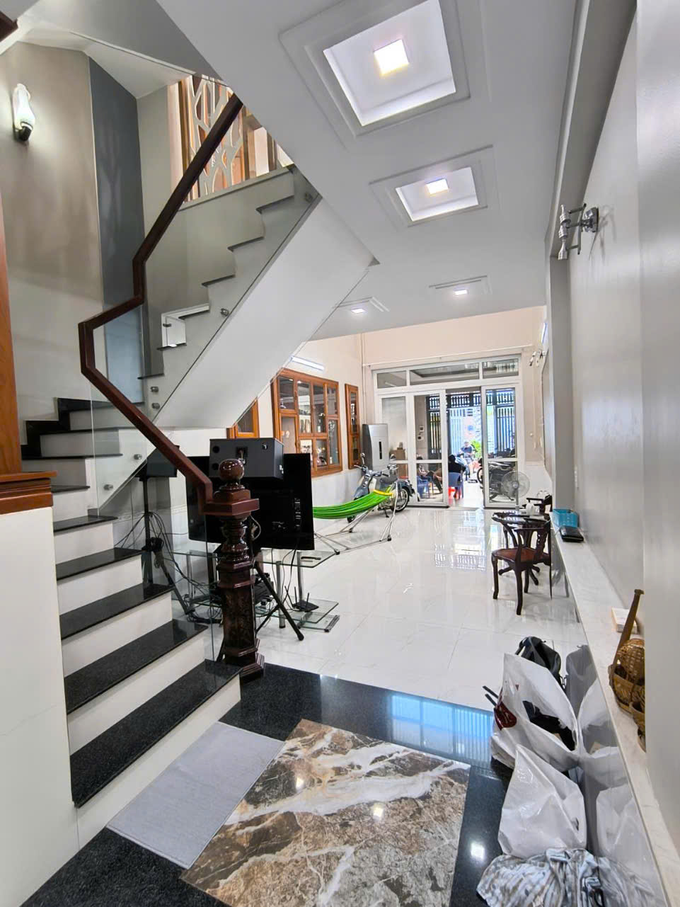 Nhà đẹp 5 lầu hẻm 872 Quang Trung ngang 4m 88m2 gần trường Nguyễn Công Trứ, giá bán 12,4 tỷ