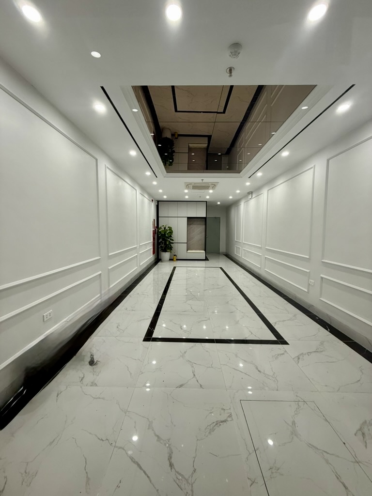 Nhà 7 tầng thang máy Xuân Thuỷ - Cầu Giấy, 56m2, full nội thất, gara ô tô, ở, văn phòng, giá 27.8 tỷ