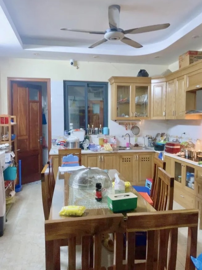 Nhà 5 tầng Trung Kính - Cầu Giấy, 50m phân lô ô tô tránh, 6 ngủ, gara ô tô, ở, văn phòng, giá 29 tỷ