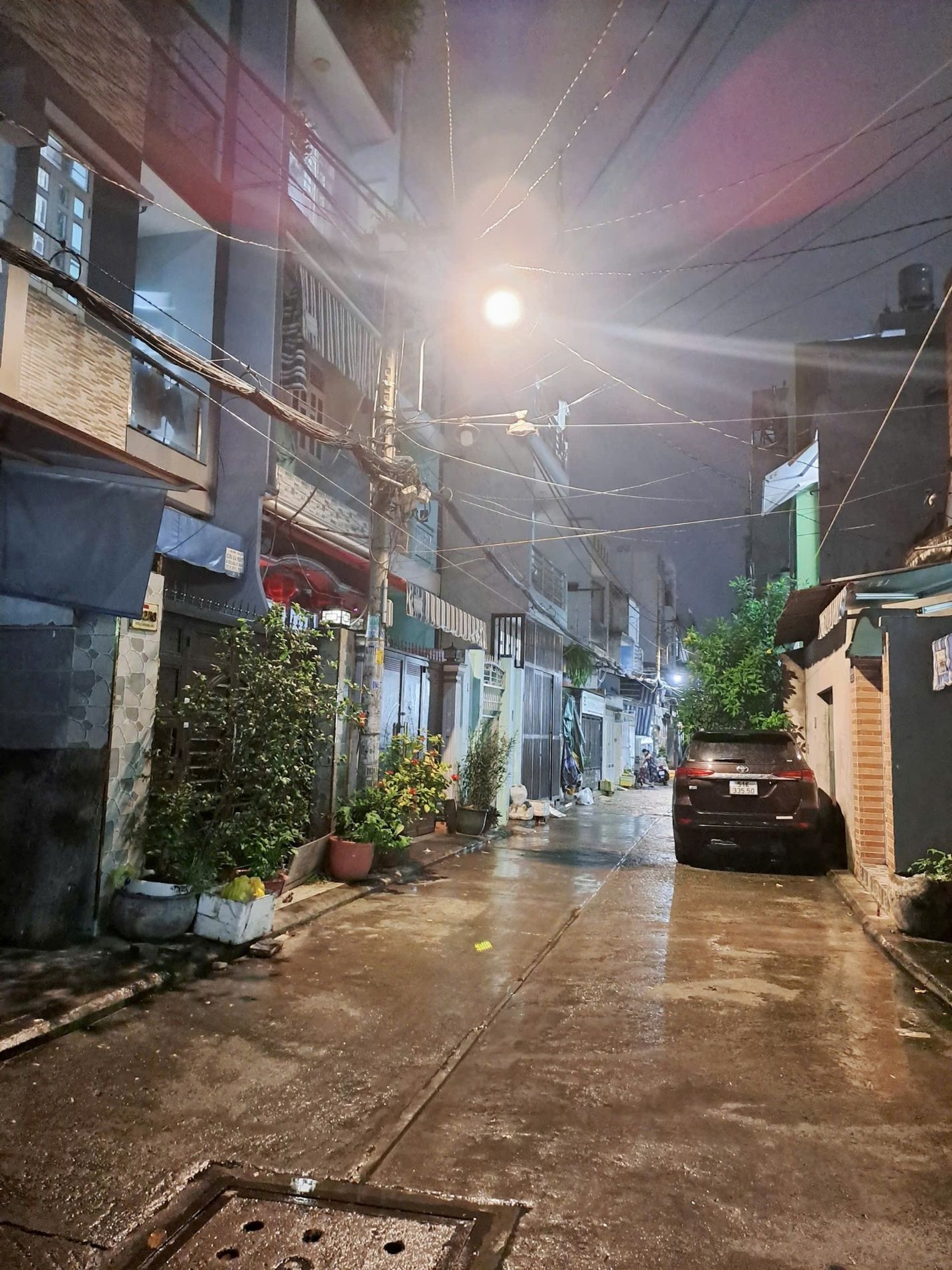 Hẻm xe hơi 6m Khuông Việt, 96m2, 4 tầng, 7 ngủ, chỉ 12 tỷ, nơi gia đình sum vầy