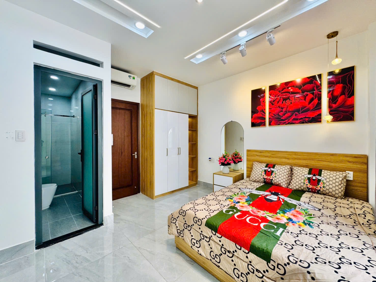 Bán nhà phố đẹp hẻm xe hơi đường Quang Trung, phường 08, quận Gò Vấp