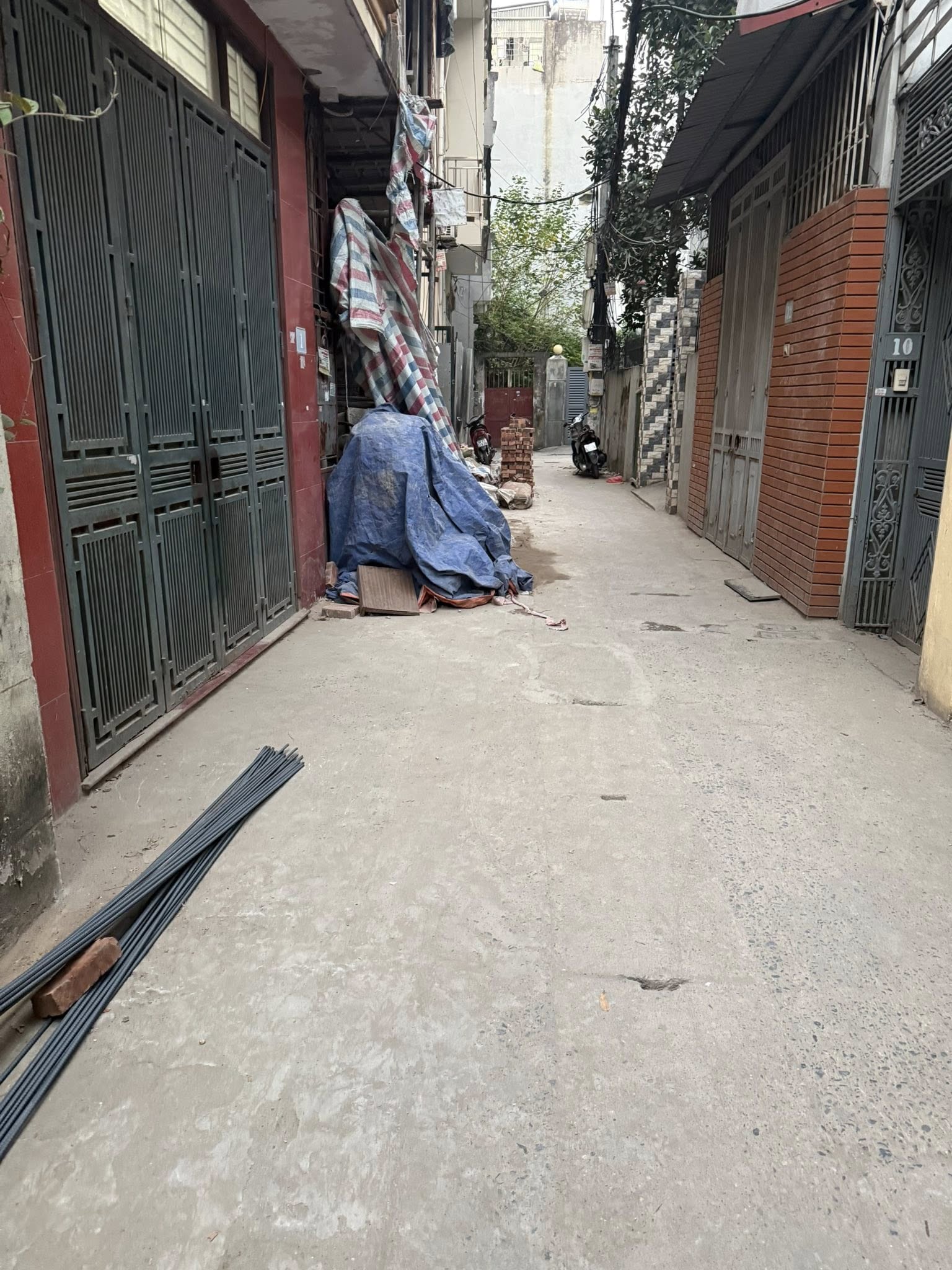 Bán nhà mặt ngõ thông đường Định Công Thượng - 50m2 - 4 tầng