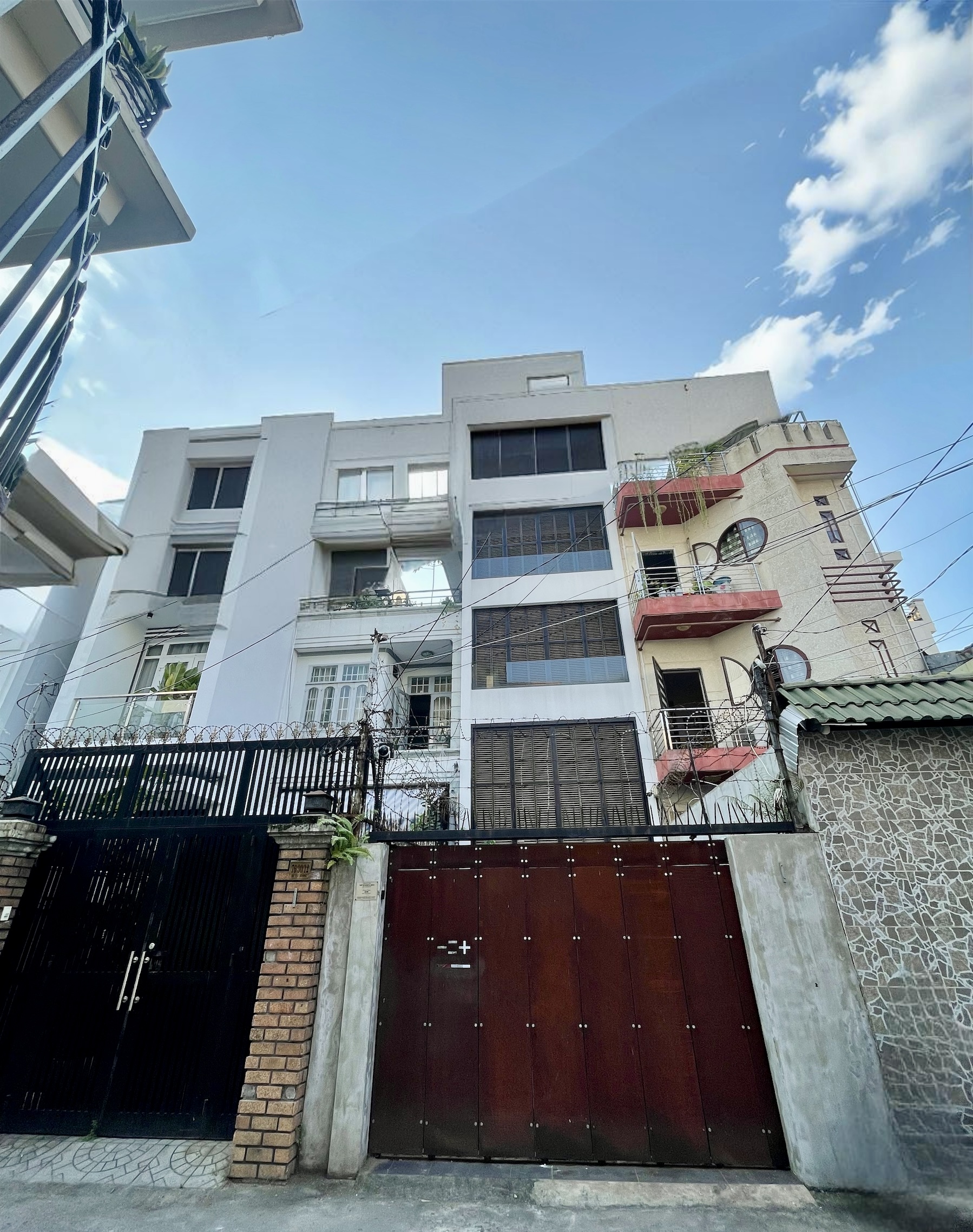 Nhà ở khu đồng bộ cao tầng Nguyên Hồng, Bình Thạnh giá 10,3 tỷ thương lượng chính chủ