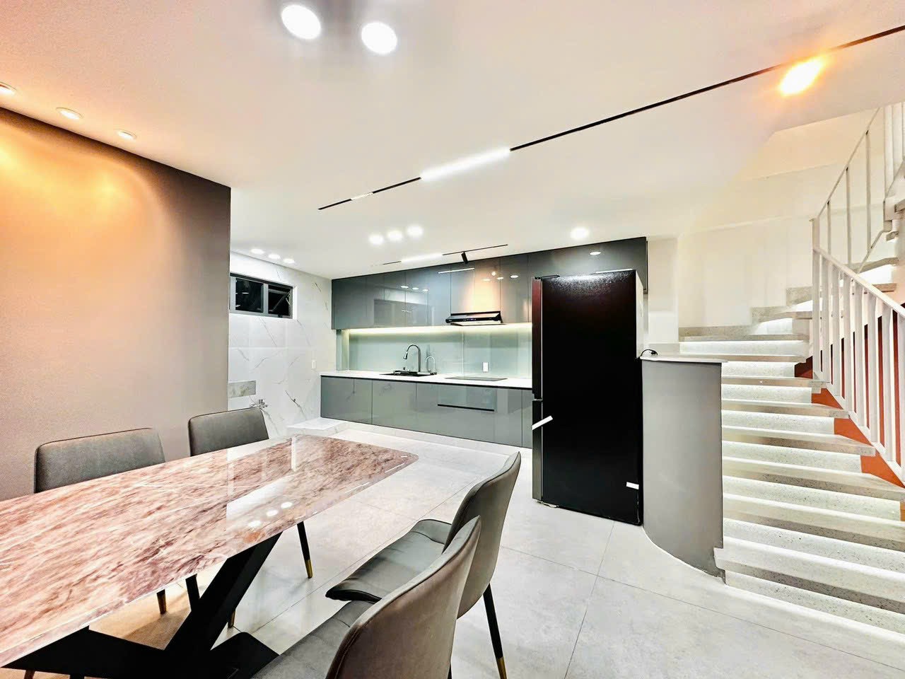 Cần bán gấp nhà Quang Trung, phường 16, Gò Vấp, giá 3 tỷ 990, diện tích 56m2