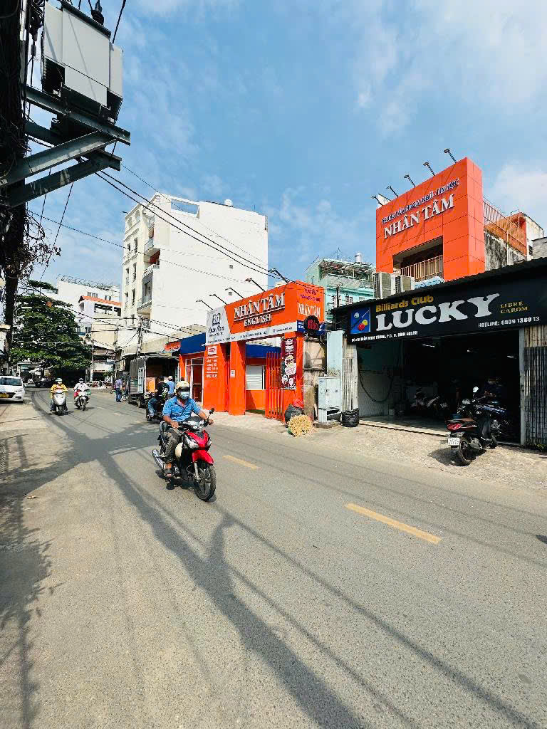 Bán nhà mặt tiền kinh doanh Trần Bình Trọng, ngang 13m, 800m2, 52 phòng ngủ tiện xây 12 tầng gần chợ 103 tỷ