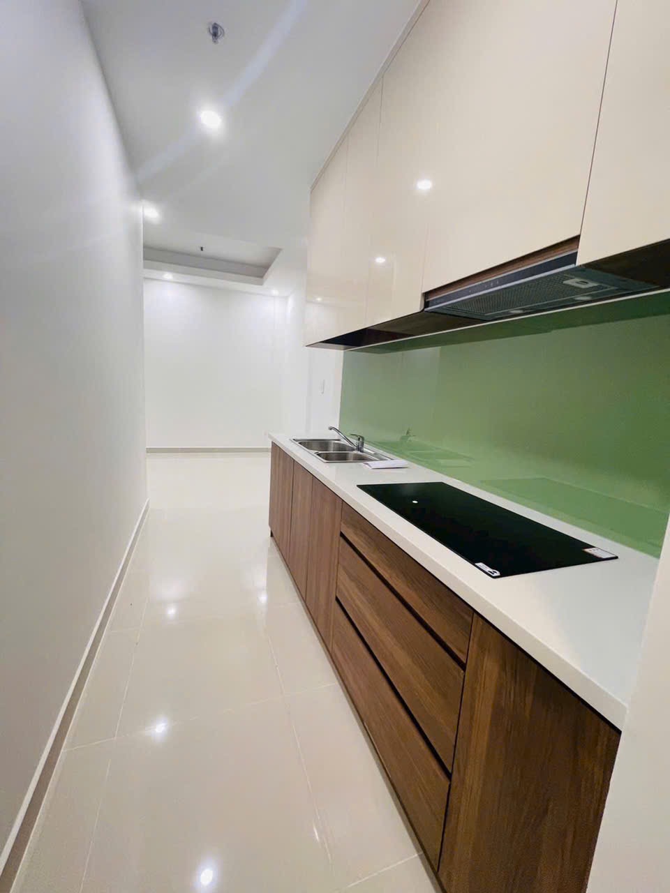 Cho thuê căn hộ Q7 Riverside Complex