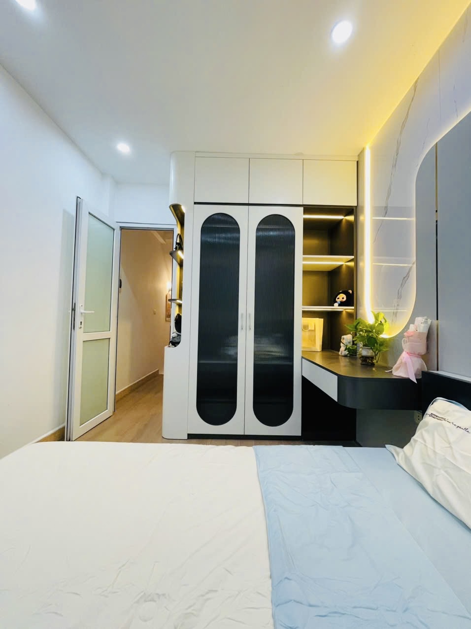 Nhà đẹp chính chủ Tam Trinh 24m2 x 5 tầng gần Minh Khai, Time City