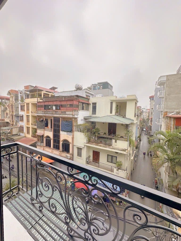 Bán tòa nhà mặt phố Vương Thừa Vũ, 70m2, 8 tầng, thang máy