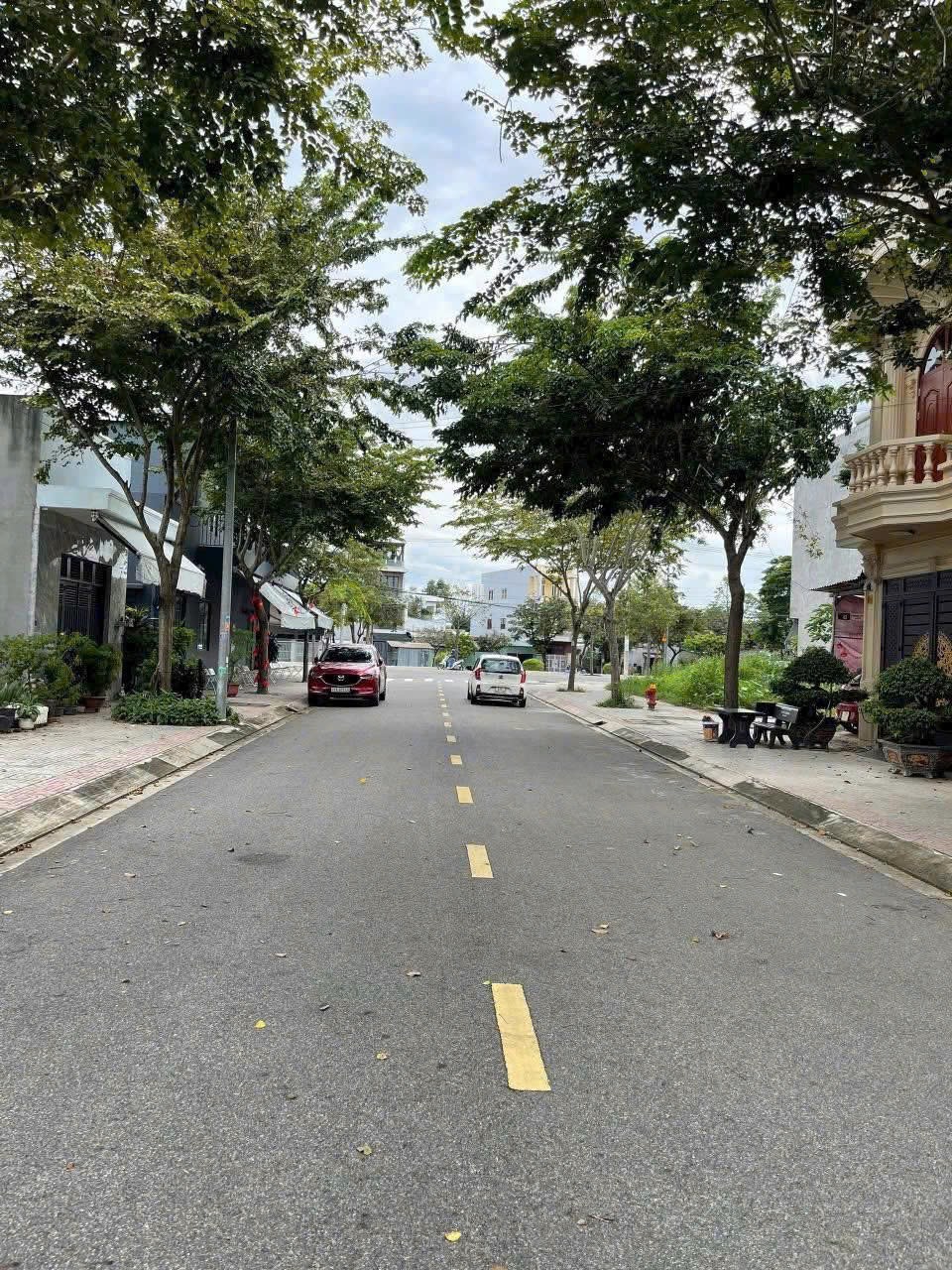 Bán nhanh trong tuần lô đất 126m2 giá 2,3 tỷ, sát Vincom Long Thành, pháp lý rõ ràng