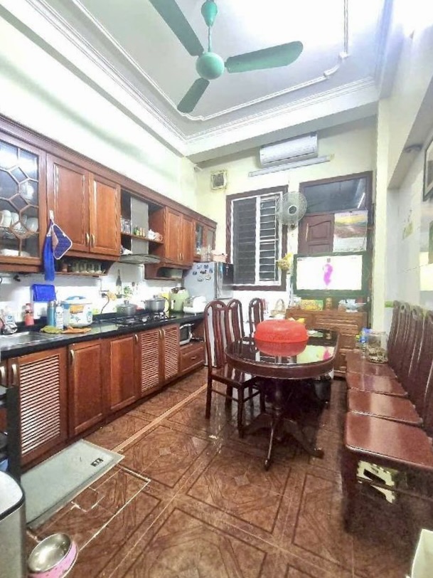 Bán nhà Tây Sơn - Đống Đa, 37m2 x 5 tầng, 6 ngủ, tự xây chắc chắn, 2 thoáng, 16,9 tỷ