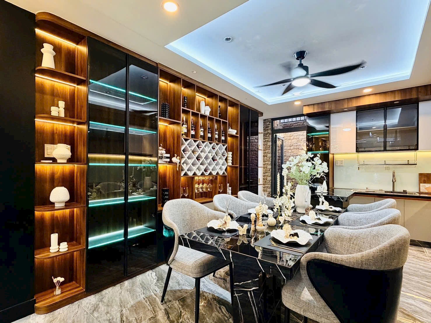 Bán nhà phố thiết kế tuyệt đẹp đường Phạm Văn Chiêu, phường 09, Quận Gò Vấp, Hồ Chí Minh
