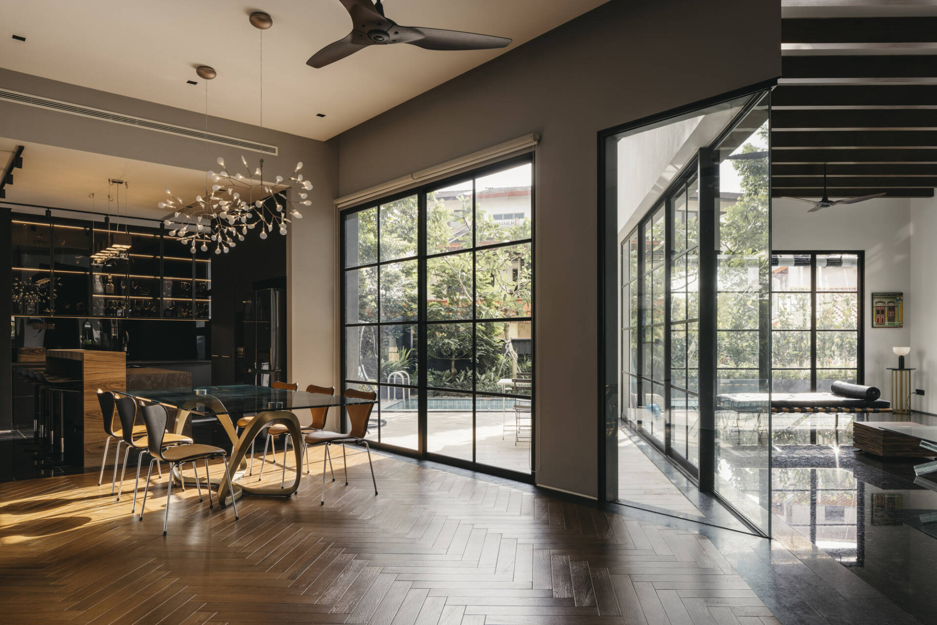 Khu nhà Huỳnh Văn Bánh, phường 17, Phú Nhuận, 6.7m x 26m, cấp 4, còn 23 tỷ