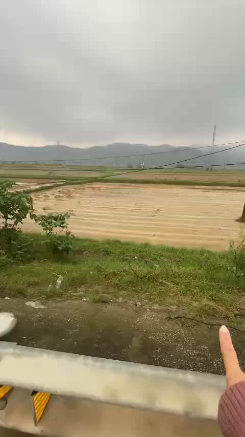 2 lô Xuân Lam, Nghi Xuân giá cả thương lượng