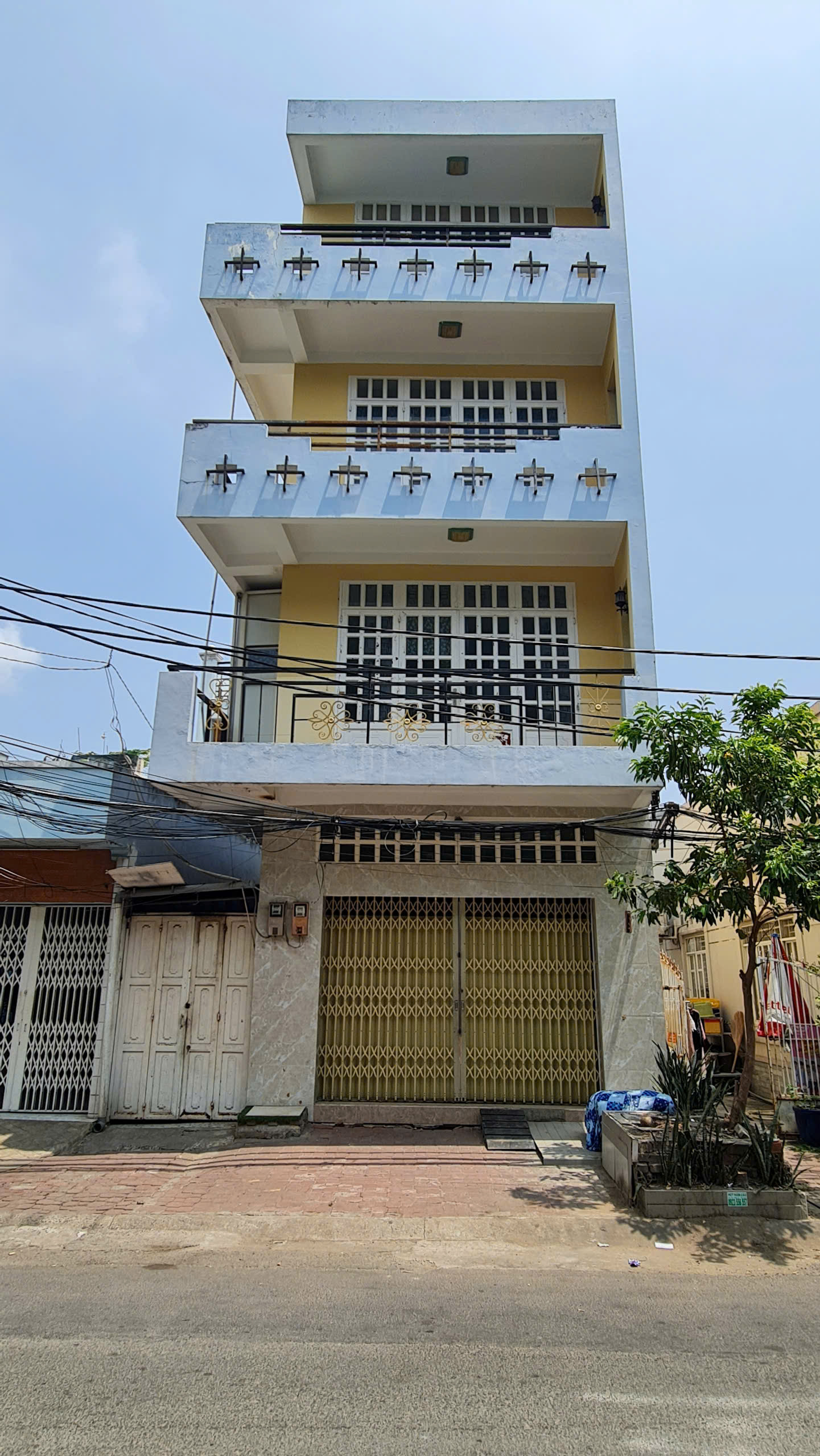 Nhà diện tích 146m2, số 63A Võ Thị Nhờ, phường Tân Thuận Đông, quận 7, giá 18,8 tỷ