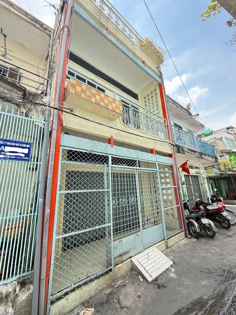 Hẻm 4m Trần Văn Quang, 48m2, 3 tầng, chỉ 6.5 tỷ, dọn vào ở ngay