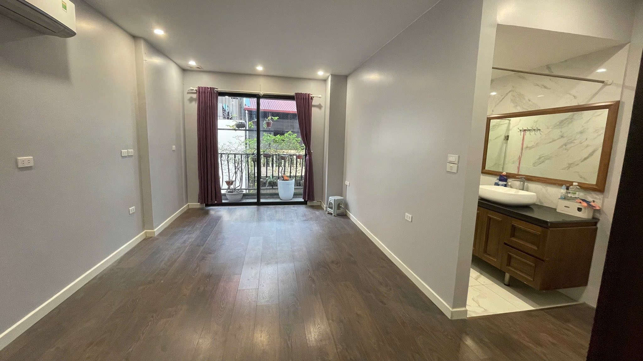 Bán nhà ngõ 157 phố Pháo Đài Láng - 65m2 - 5 tầng