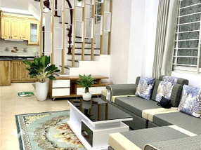 Bán nhà Giang Văn Minh - Ba Đình ở ngay, ngõ thông 4 hướng, 70m mặt phố, kinh doanh