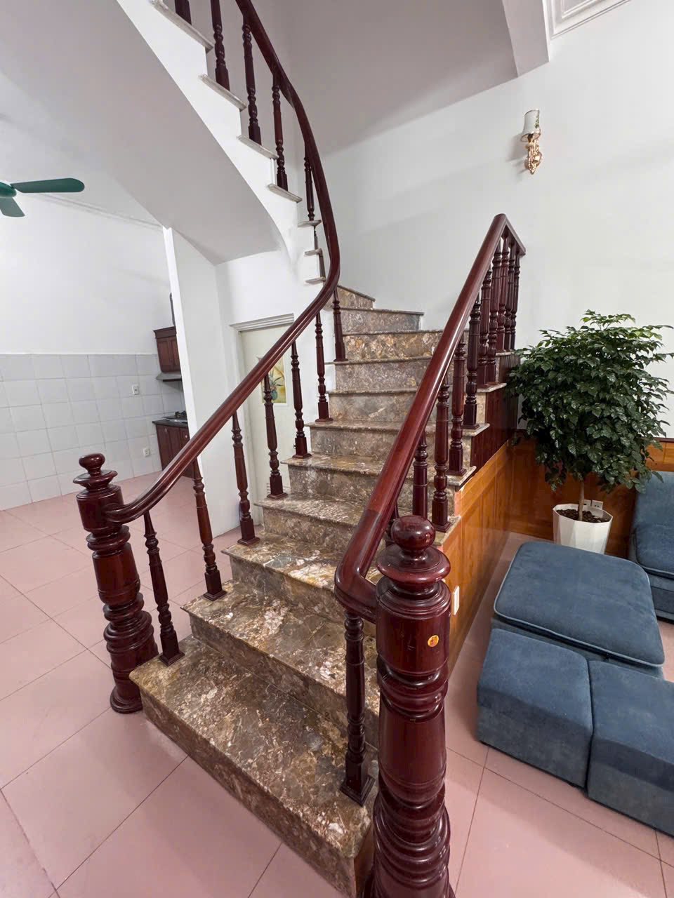 Bán nhà ngõ đường Nguyễn Văn Linh, Thanh Bình, Thành phố Hải Dương, 2.5 tầng, 46.8m2, 3 ngủ, 2.3 tỷ