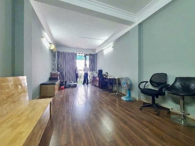 Bán nhà phố Hoàng Cầu, Đống Đa, 8 tầng thang máy, cho thuê 80 triệu/tháng, 75m2, giá 34,5 tỷ