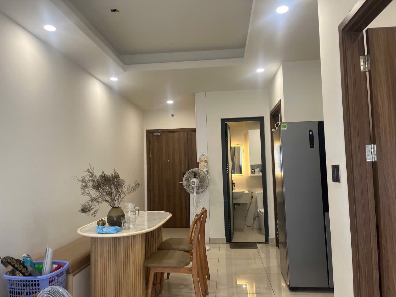 67m2 - Giá 4 tỷ tổng 102% full nội thất - Bán 2 ngủ 2 vệ sinh Q7 Riverside