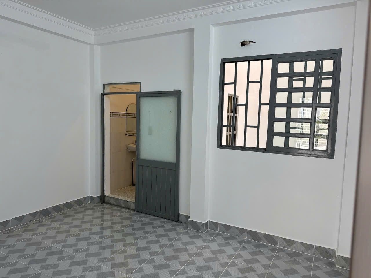 Hẻm xe hơi Phú Thọ Hòa 58m2, ngang 5m, 3 tầng, 4 phòng ngủ, chỉ 8,2 tỷ, nhà mới ở ngay