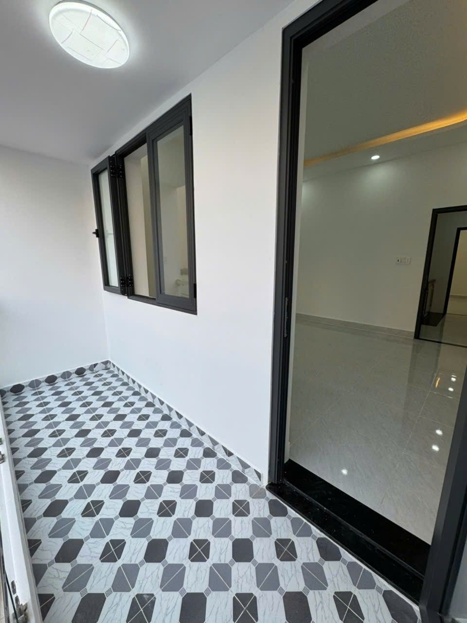 Hẻm 3m Trần Tấn, 58m2, 4m×14m, nhà mới 2 phòng ngủ, chỉ 5,8 tỷ, xách vali vào ở ngay