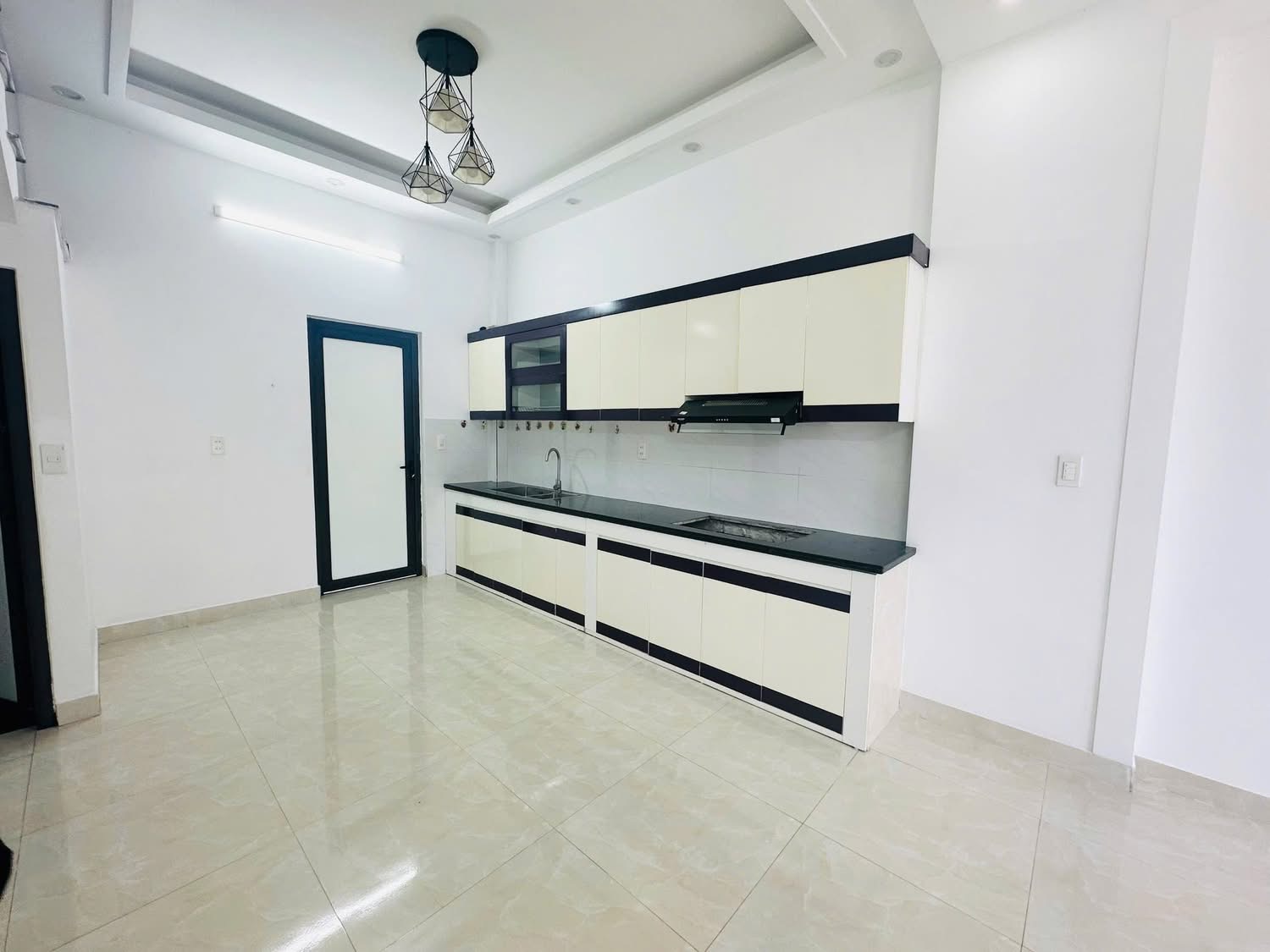 Bán nhà 3 tầng độc lập Quỳnh Hoàng, An Dương, Hải Phòng