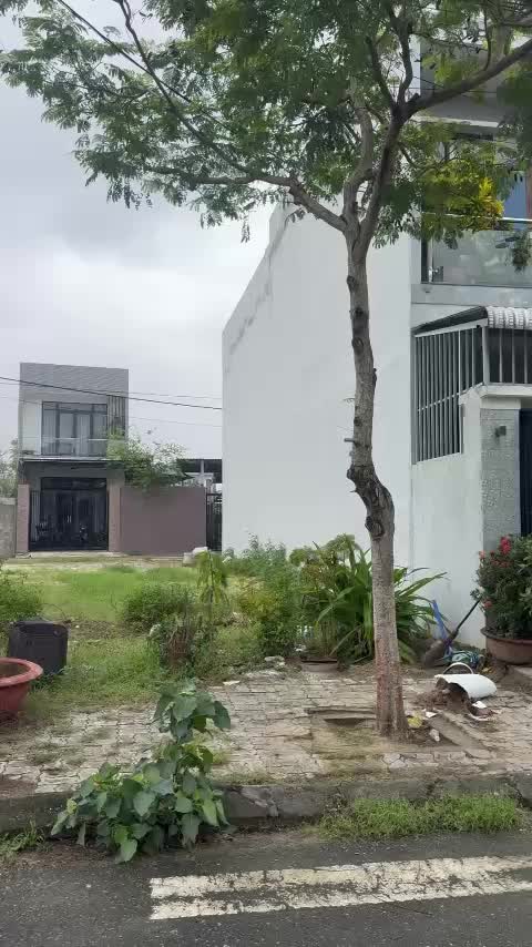 Đất 2 mặt tiền, 100m2, 5,2 tỷ, đất đường Bùi Bỉnh Uyên, Hòa Hải, Ngũ Hành Sơn, Đà Nẵng, sát biển